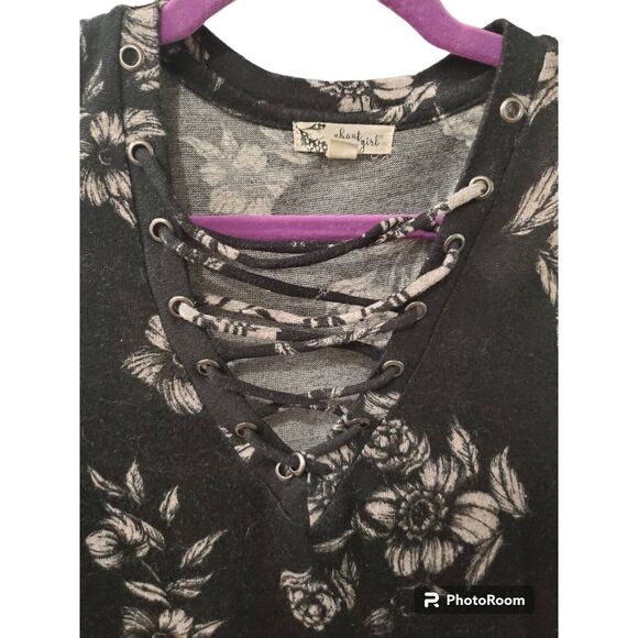 About A Girl Size Small Black Doll Dress Vneck - Picture 2 of 3